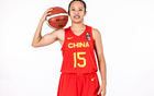 中國女籃新星崛起，18歲1米85，新核李夢式！