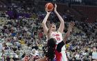 女籃大勝印尼51分，張子宇內(nèi)線稱霸，李夢接班人三分亮眼。